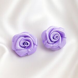 Women's Stunning Silver Fabric Purple Flower Design Stud Earrings, 0.75-in